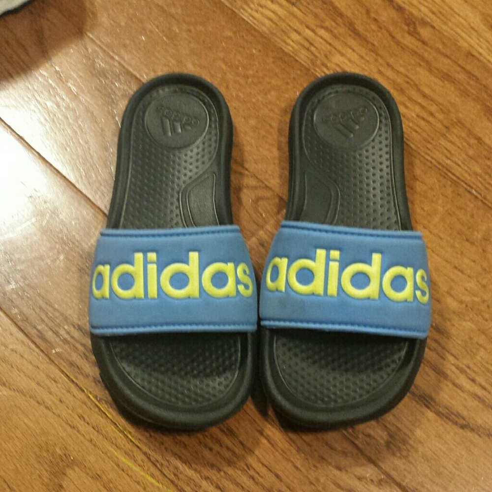 Adidas sandles